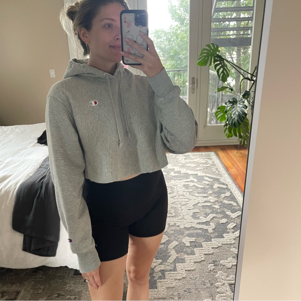 Champion Women's Gray Cropped Hoodie Sweatshirt